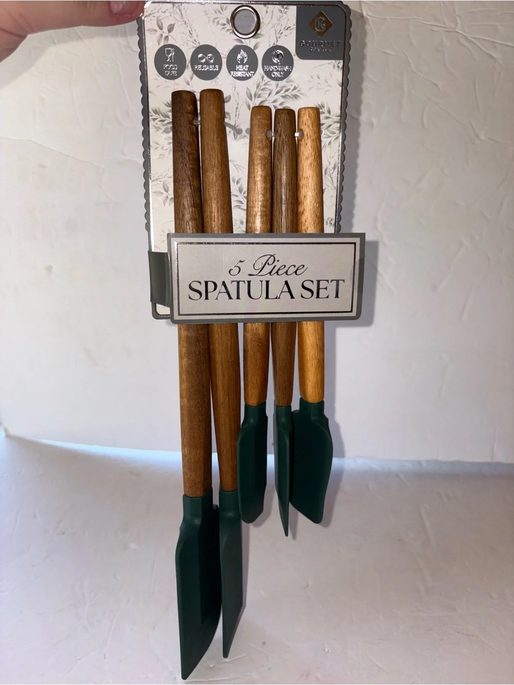NWT - Gourmet Kitchen 5pc: Green Silicone Wooden Spatula Set